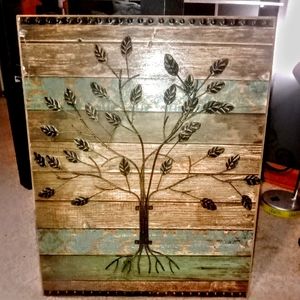 Metal and wooden wall hanging
